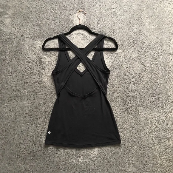 Lululemon tank top - Picture 2 of 3